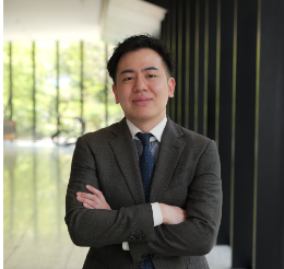 BIZARQグループ 代表 / 公認会計士・税理士・行政書士 吉岡伸晃