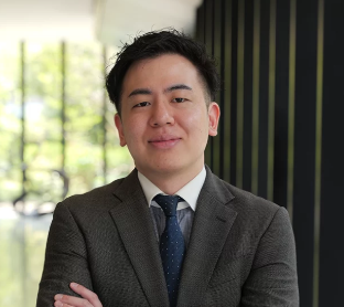 株式会社BIZARQ　吉岡 伸晃